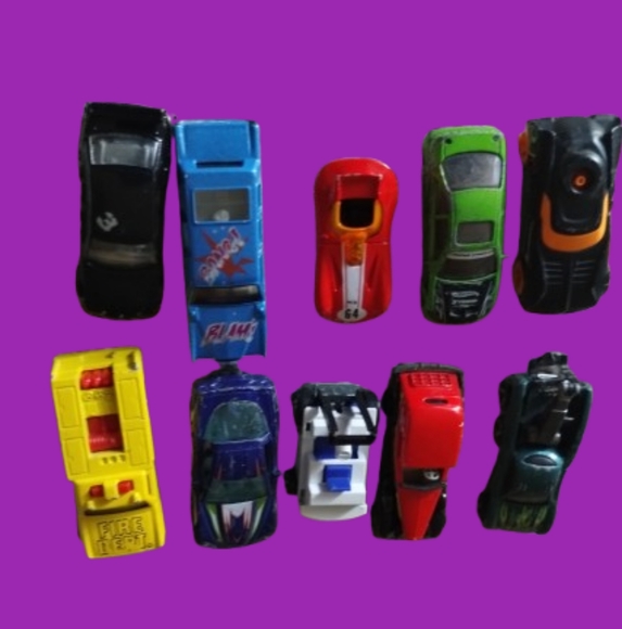 Assorted Hotwheels Colorful Toy Cars Set